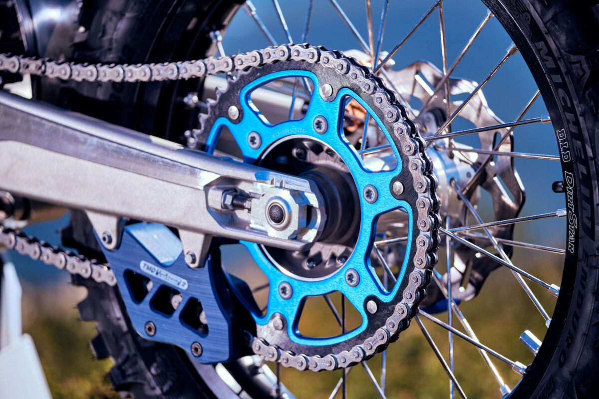 Husqvarna Chains / Rear Sprockets