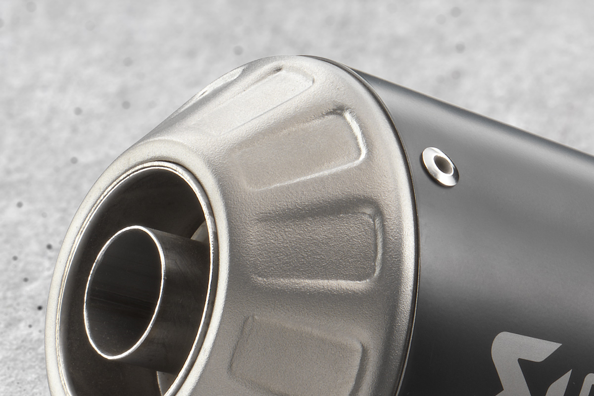 Akrapovič „Slip-on Line“ SVARTPILEN, VITPILEN (401) 18-19