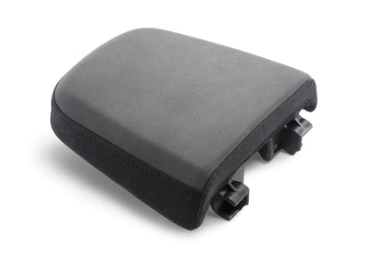 Pillion style seat 