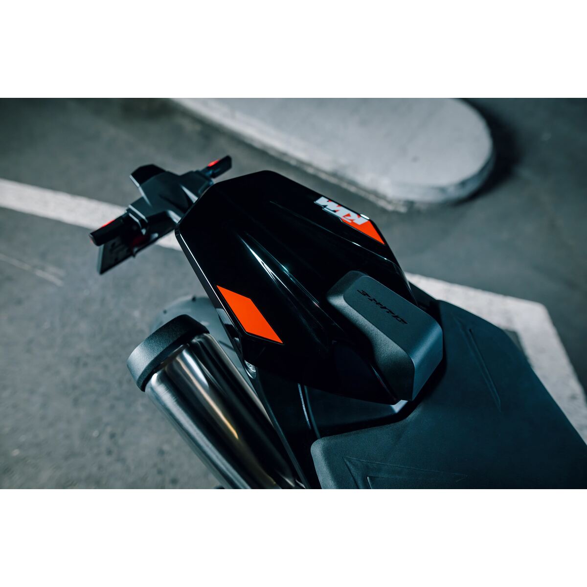 Pillion seat cover