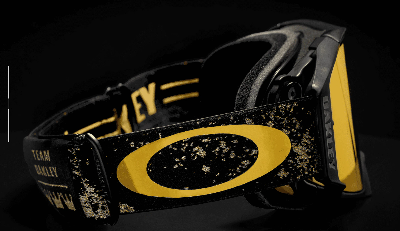 Oakley Limited Edition Airbrake® MX-Brille – Triple Crown Limited Edition